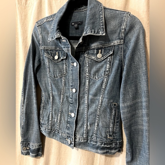 Gap Denim Distressed Jean Jacket - Picture 3 of 5